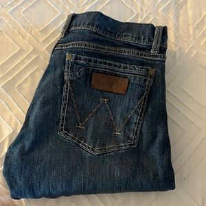 NWOT - Men’s Wrangler Retro Jeans